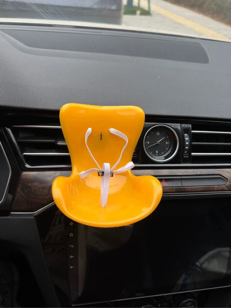 Labubu Car Safety Seat for 15–17cm Dolls – Kawaii Air Vent Accessory & Aromatherapy Clip