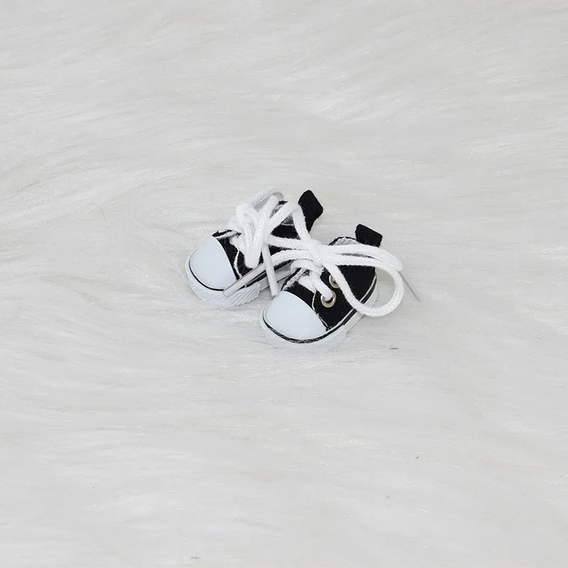 Designer-Inspired Track Suit Set for Labubu Dolls – Luxury Streetwear Style Outfit with Matching Top & Bottom