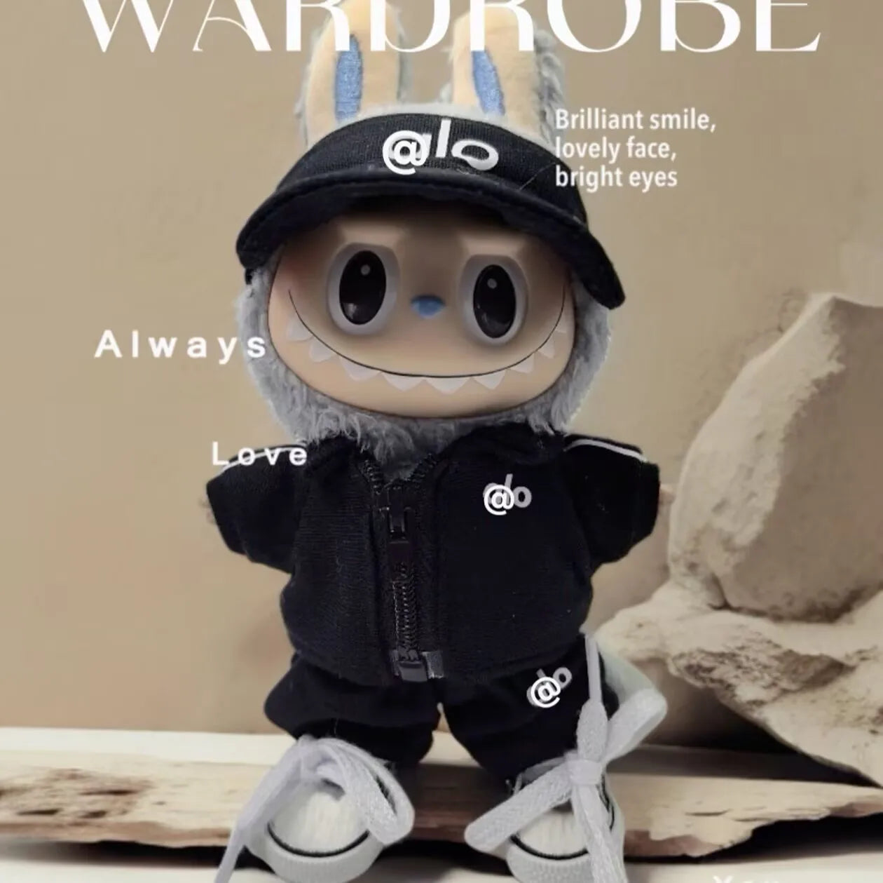 Designer-Inspired Track Suit Set for Labubu Dolls – Luxury Streetwear Style Outfit with Matching Top & Bottom