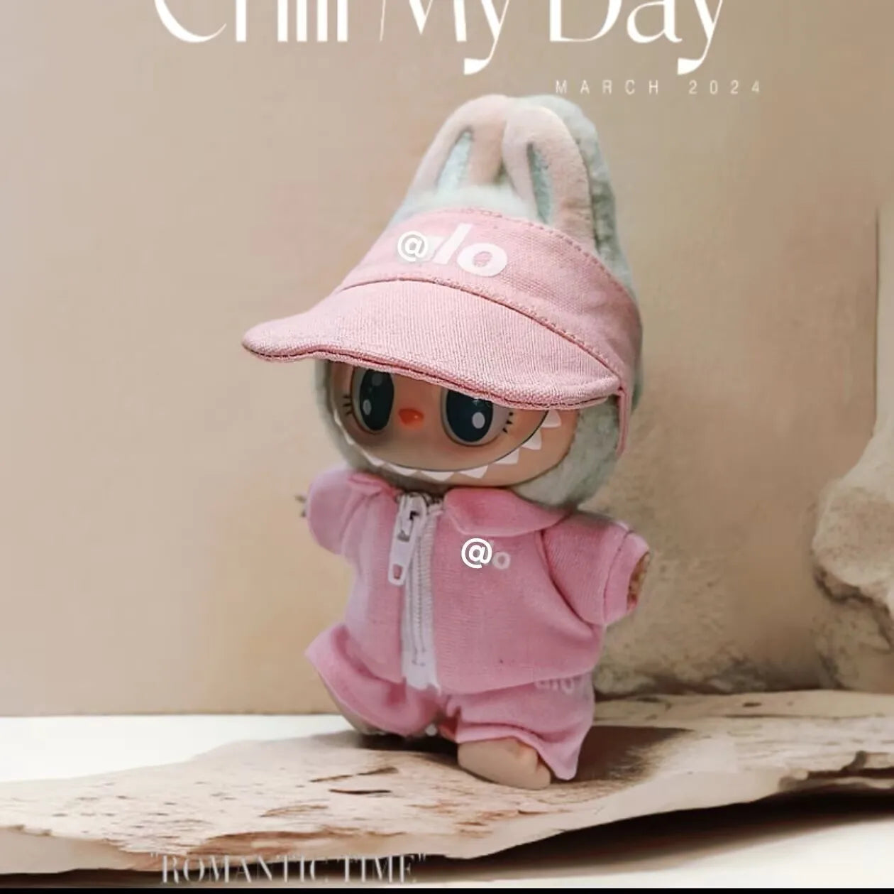 Designer-Inspired Track Suit Set for Labubu Dolls – Luxury Streetwear Style Outfit with Matching Top & Bottom