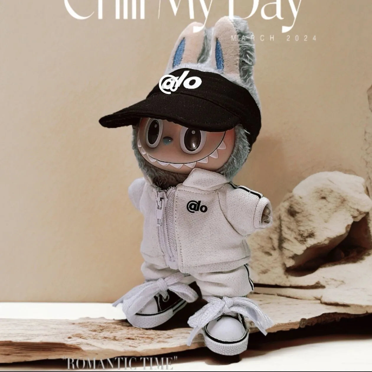 Designer-Inspired Track Suit Set for Labubu Dolls – Luxury Streetwear Style Outfit with Matching Top & Bottom