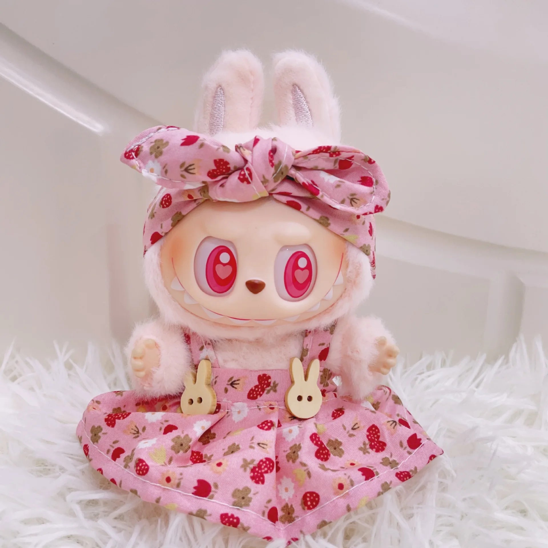 Labubu's Perfect Princess Dresses