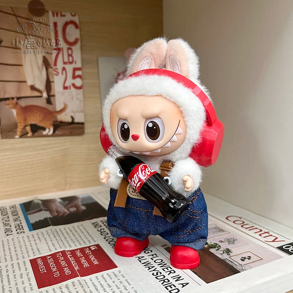 New Coke Series Labubu Baby Clothes Red Headphones Denim Suspenders Trousers Trend Baby Clothes Suit Vinyl Doll Dress-Up Toy