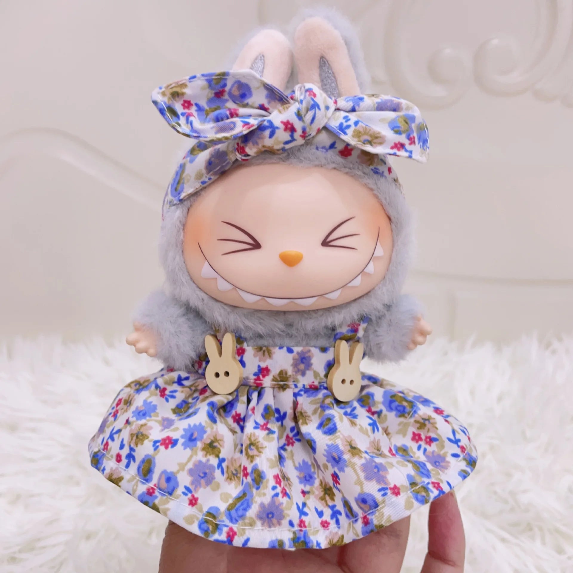 Labubu's Perfect Princess Dresses