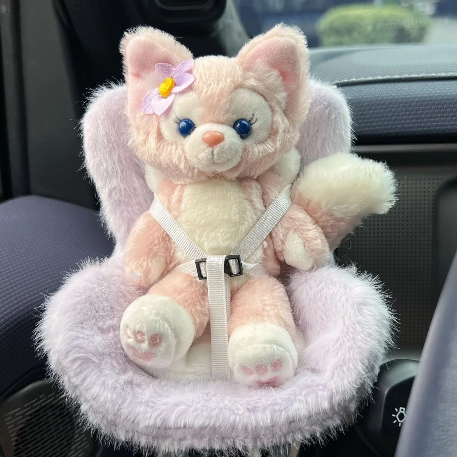 Labubu Car Safety Seat for 15–17cm Dolls – Kawaii Air Vent Accessory & Aromatherapy Clip